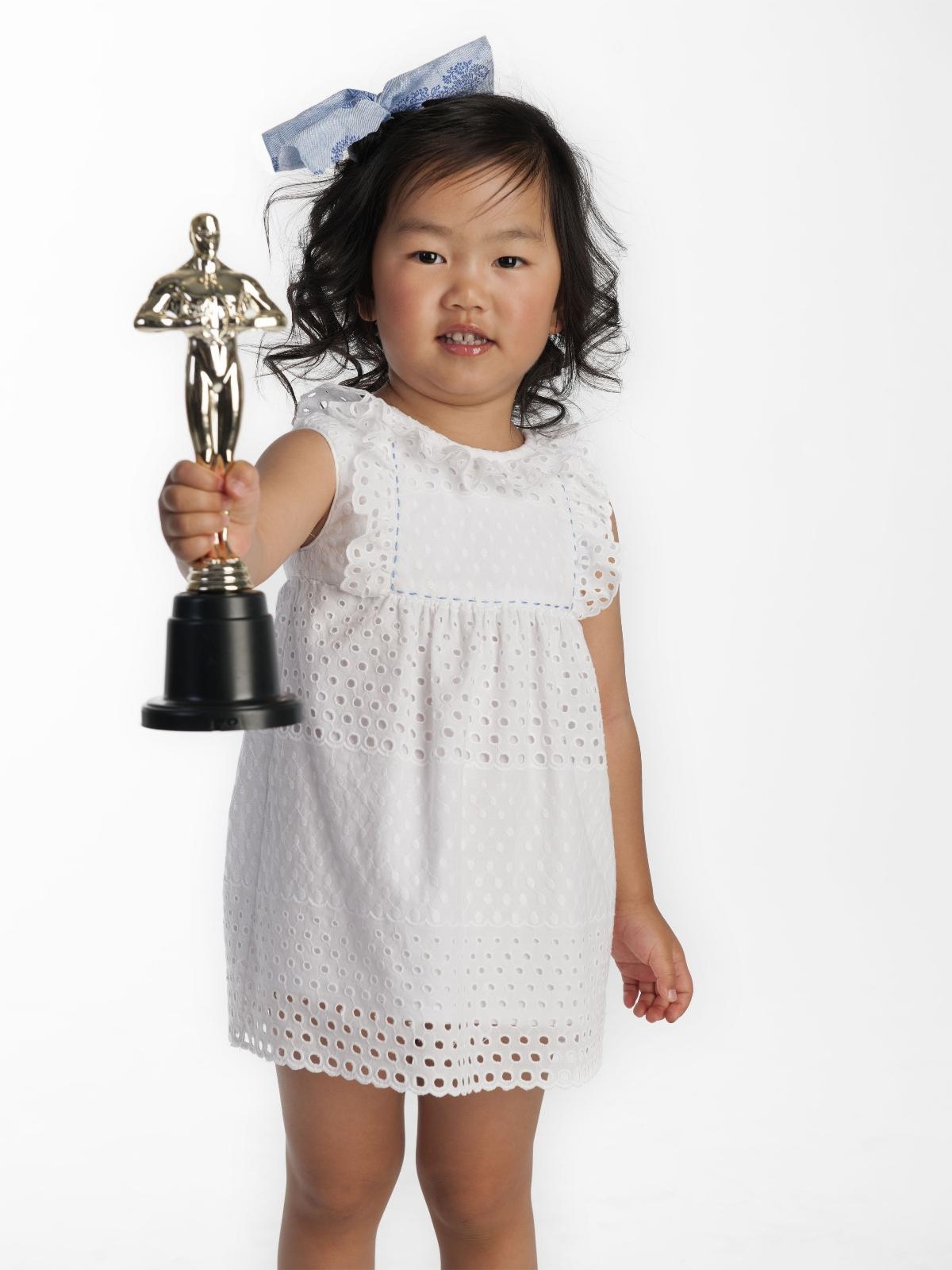 Vestido volante perforado José Varón 【Mi Petit Mon】