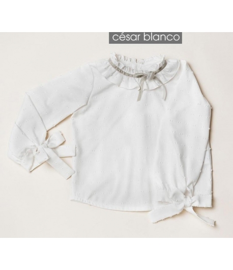 Blusa crudo con detalle lazo terciopelo en cuello Cesar Blanco