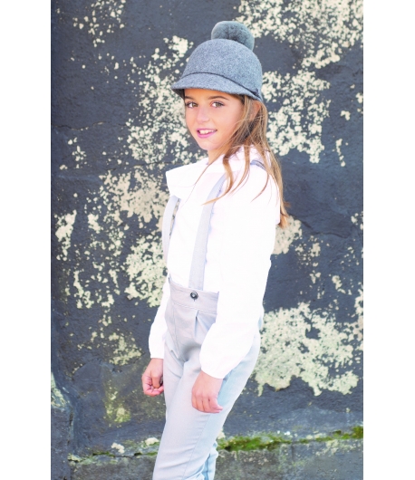 Conjunto blusa blanca + pantalon peto Vapor Grey Eve Children