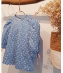 Blusa flores azul MIA Y LIA