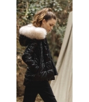 Chaqueta acolchada charol con capucha pelo marmota ORLLE BELLA BIMBA