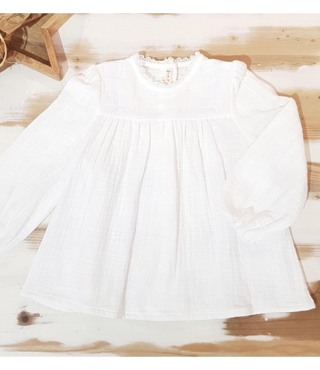 Blusa blanca puntilla MIA Y LIA