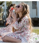 Vestido blanco flor frambuesa de MIA y LIA