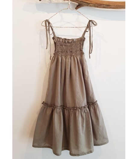 Vestido midi bordado kaki de MIA y LIA