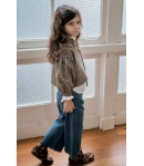 Blusa crop cuadros camel de MIA y LIA