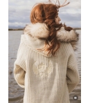 Chaqueta oversize crudo con capucha pelo natural AZALEA de BELLA BIMBA