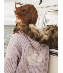 Chaqueta oversize nude con capucha pelo natural AZALEA de BELLA BIMBA