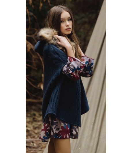 Capa punto azul petroleo con cuello marmota ENOL BELLA BIMBA