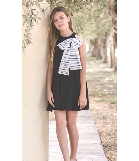 Vestido negro con lazada de EVE CHILDREN