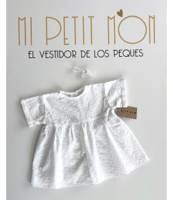 Blusa blanca bordada Mia y Lia
