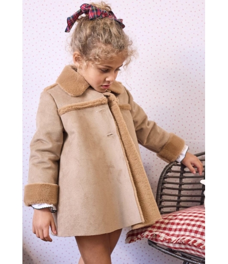 Pelliza corte canesú camel de LA MARTINICA BY MARIA SOBRINO