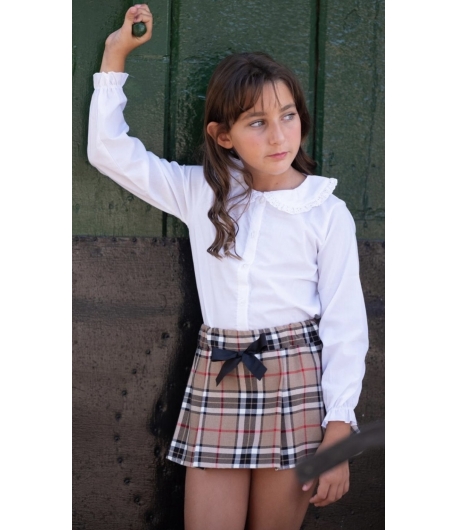 Camisa blanca niña con tira bordada de MON PETIT BONBON