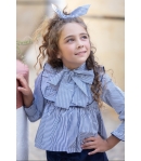 Camisa niña con lazada en rayas azules de MON PETIT BONBON